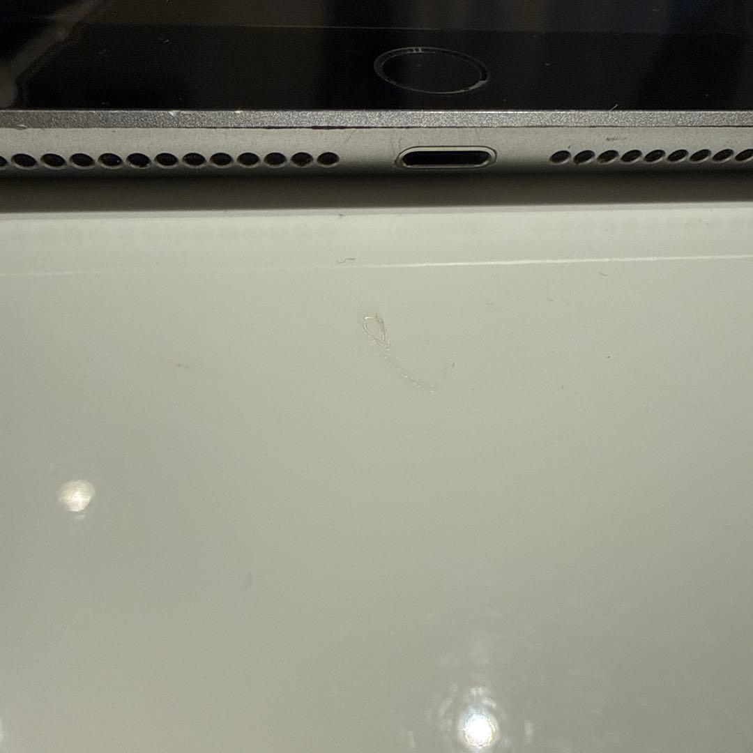 iPad6 第5世代 32GB WIFIモデル