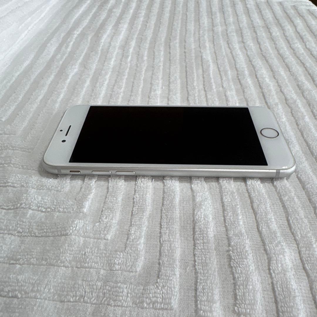 Apple iPhone 8 64gb シルバー mq792j/a A1906