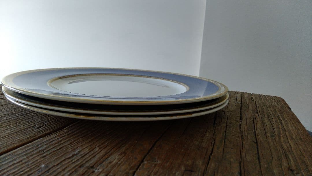 紫百日紅 Wedgewood Ulander Powder Blue