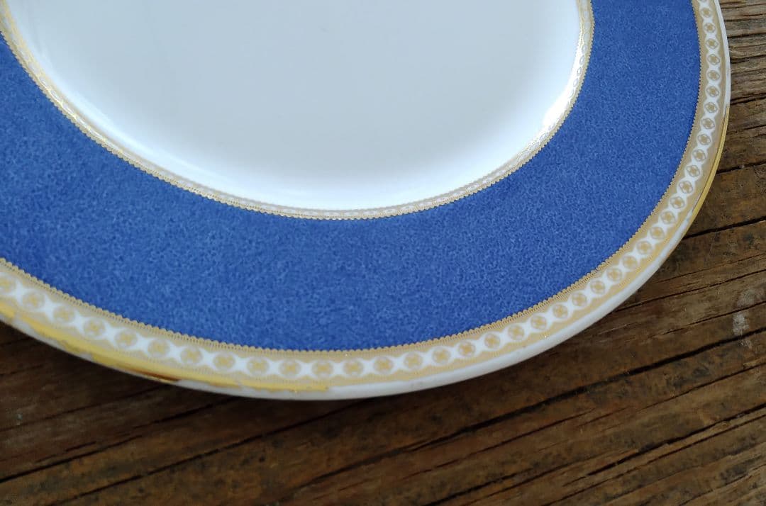 紫百日紅 Wedgewood Ulander Powder Blue