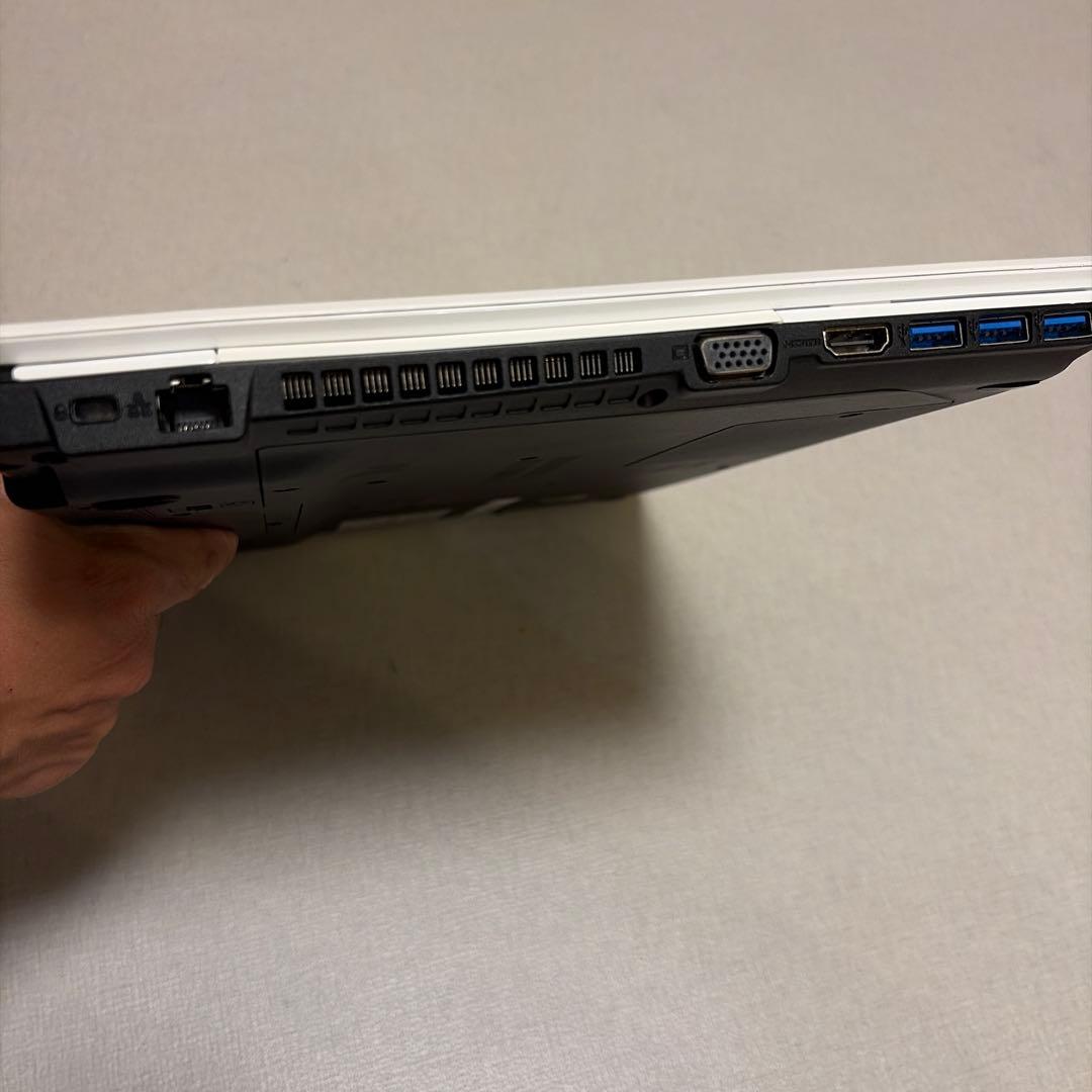 富士通LIFEBOOK AH53/R ノートPC Blu-rayドライブ搭載
