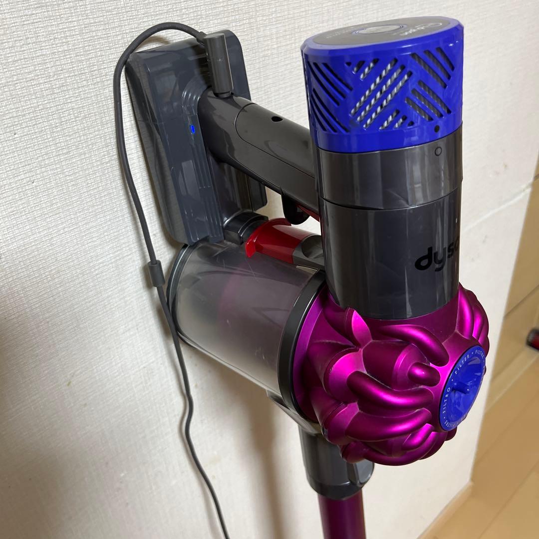 ￼送料込　美品　dyson DC62ハンディ&スティック　二刀流　充電器その他
